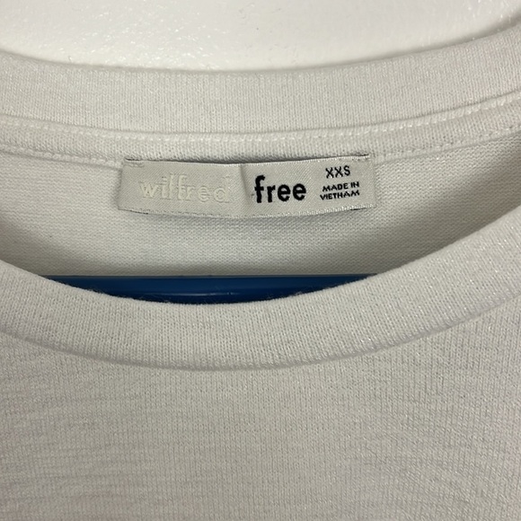 Aritzia Wilfred Free White Crop w/ Front Knot - Picture 4 of 6